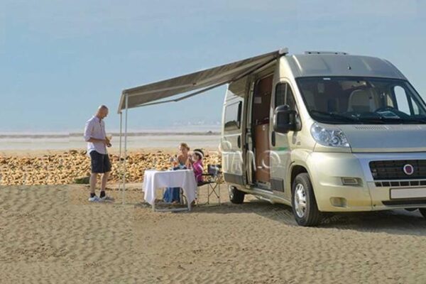 Prakticke doplnky ktere zvysuji komfort cestovani karavanem